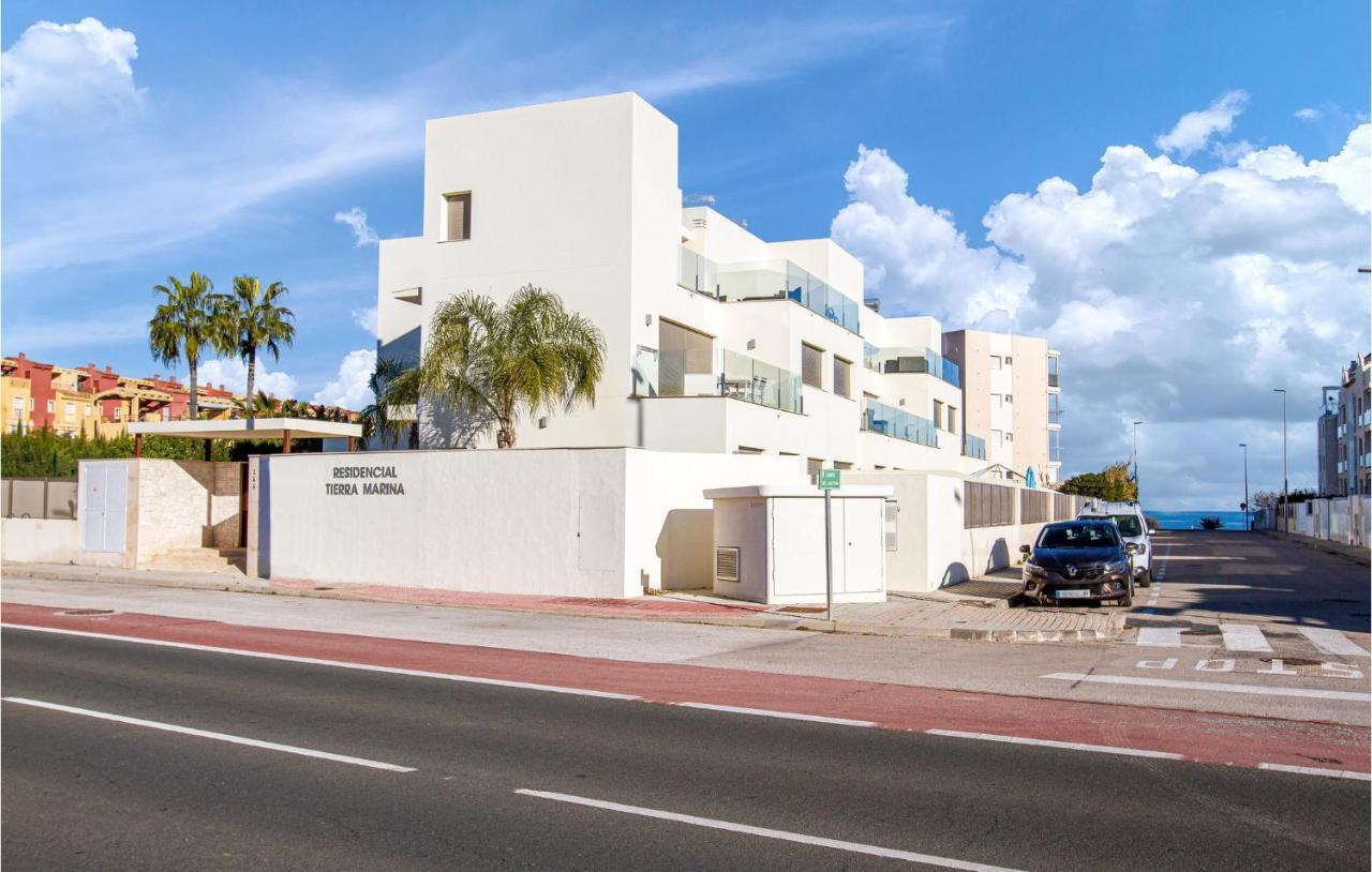 3 Bedroom Gorgeous In Apartamento Dénia