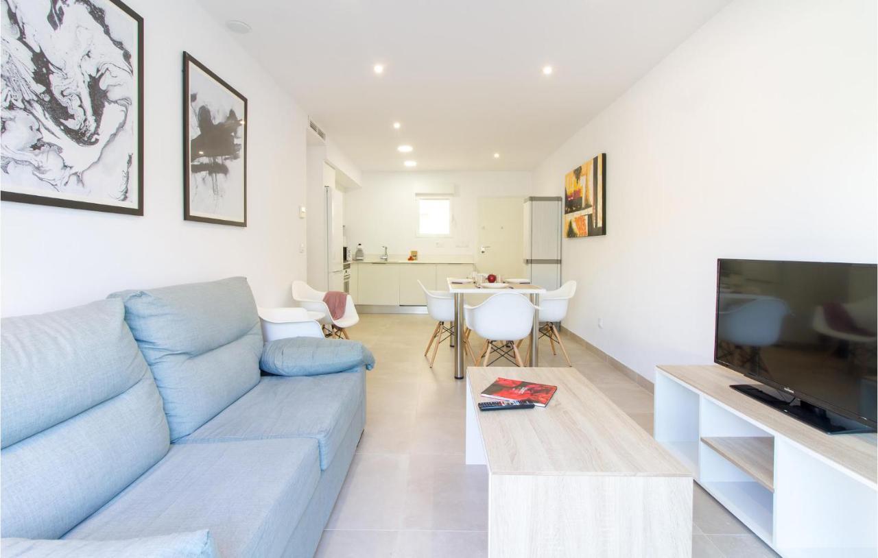 Apartamento 3 Bedroom Gorgeous In